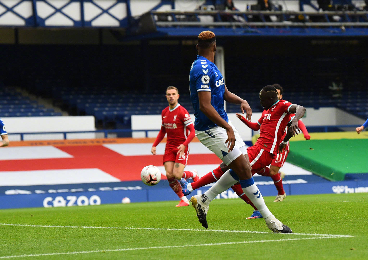 与他在这些 与他在这些